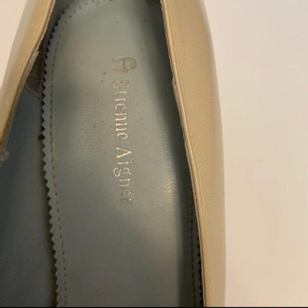Etienne Aigner Cream Closed Toe Pumps 8M - Picture 11 of 11